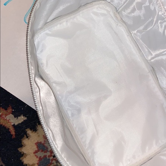 Jeffree Star Alien Glitter Train Case - Picture 2 of 2